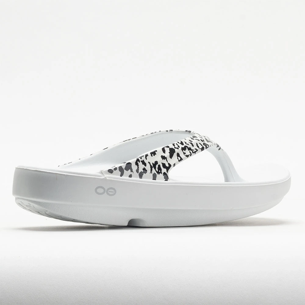 OOFOS OOlala Limited Women's White/Black Leopard 6 OOFOS OOlala Limited Women's White/Black Leopard - Image 6