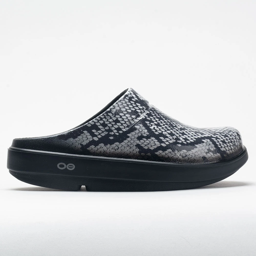 OOFOS OOcloog Limited Women's Black/Snakeskin 1 OOFOS OOcloog Limited Women's Black/Snakeskin
